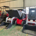 CM925 Compact Skid-Steer Loader